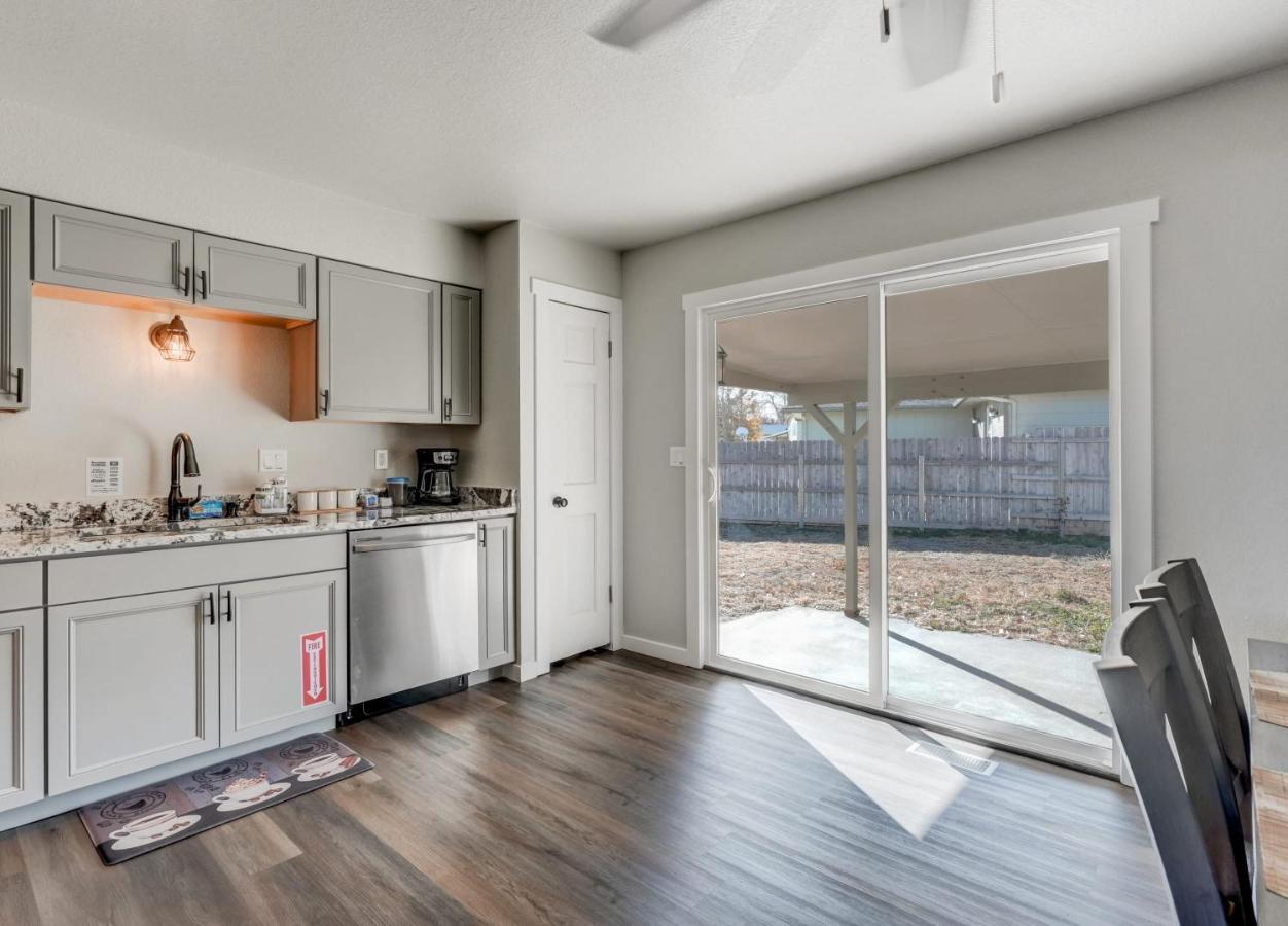 Pueblo Place Riverwalk Fireplace Pet-Friendly Villa Exterior foto